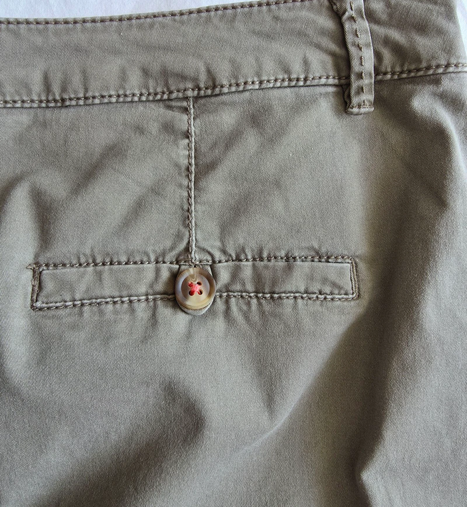 Khaki straight skirt size 42 XL Camaïeu short cotton skirt with piped pockets – photo 4